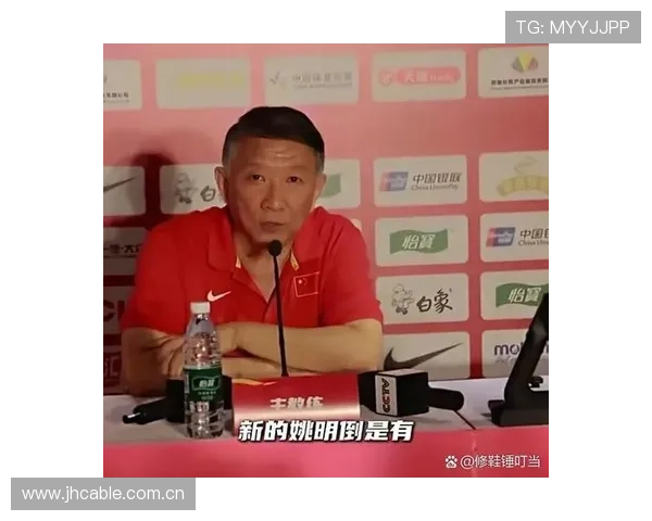 18岁李梦接班人横空出世中国女篮再迎183新星宫鲁鸣倾力培养蜕变惊艳