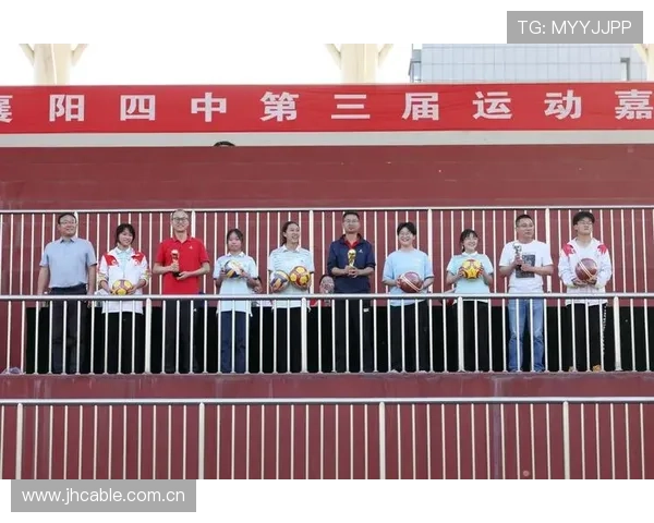 山师附中8号压哨超远三分惊艳全场 山东省中小学生联赛季军战掀高潮