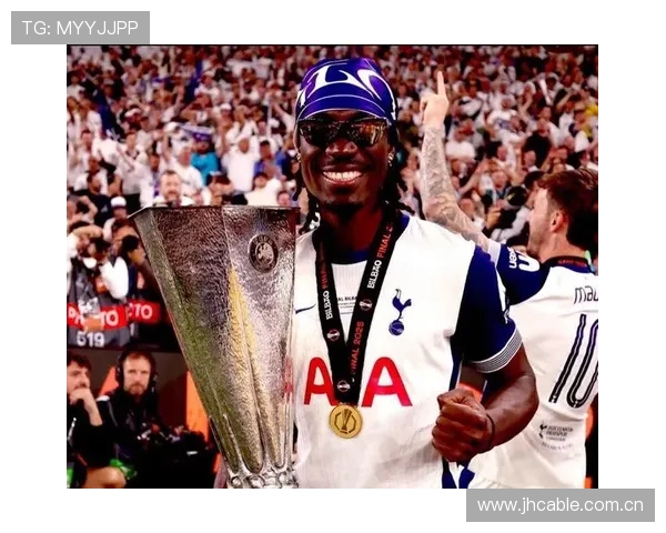 土媒曝费内巴切重启引进热刺中场比苏马交易谈判 土媒曝费内巴切重启引进热刺中场比苏马交易谈判