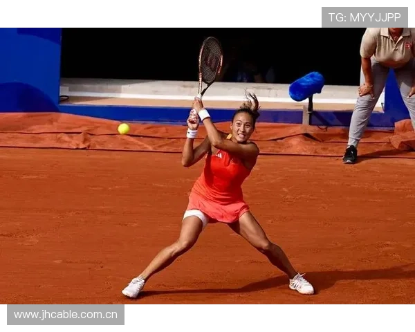 奥运冠军郑钦文徐梦桃陈清晨贾一凡携手亮相新闻联播展现新时代中国体育风采